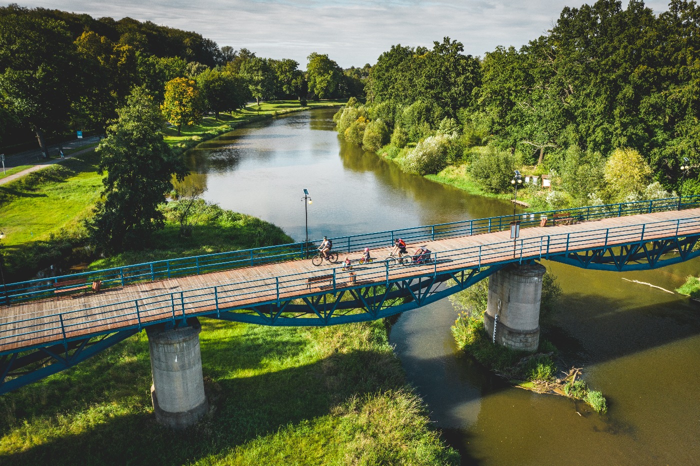 Long-distance cycle paths